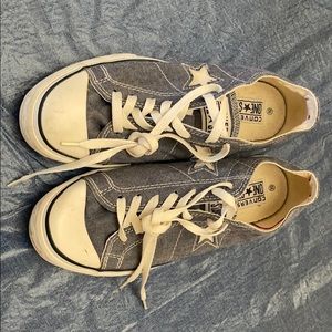 Converse One Star Women’s Size 10 Shoes